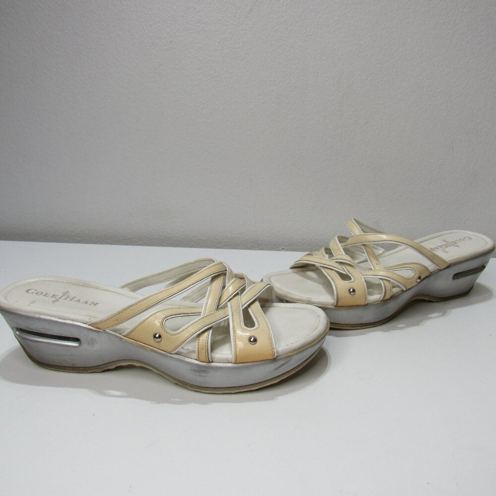 Cole Haan Air Shoes Womens 8 B Silver Cream Peep Toe Wedge Heels Sandals Y2K
